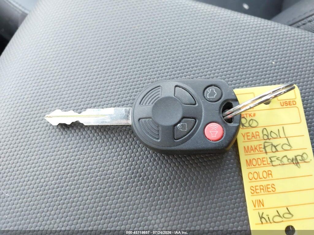 1FMCU0E75BKC65507 2011 FORD ESCAPE photo no. 11