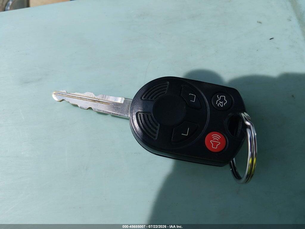 1FMCU0DG3BKB82319 2011 FORD ESCAPE photo no. 11