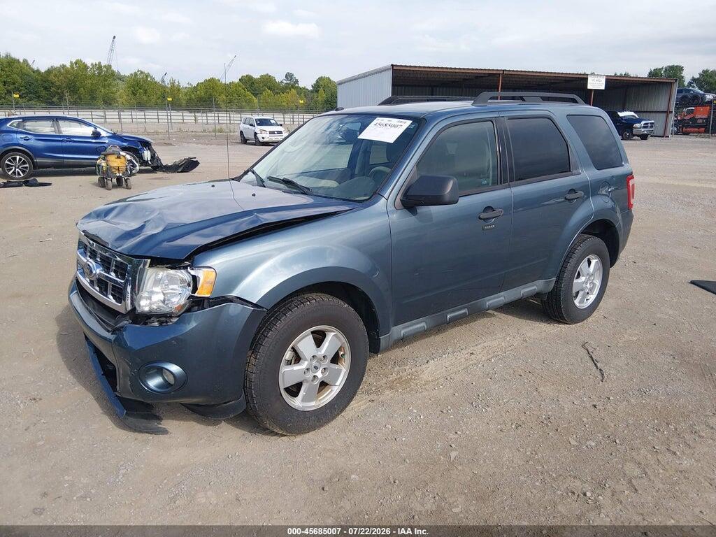 1FMCU0DG3BKB82319 2011 FORD ESCAPE photo no. 2