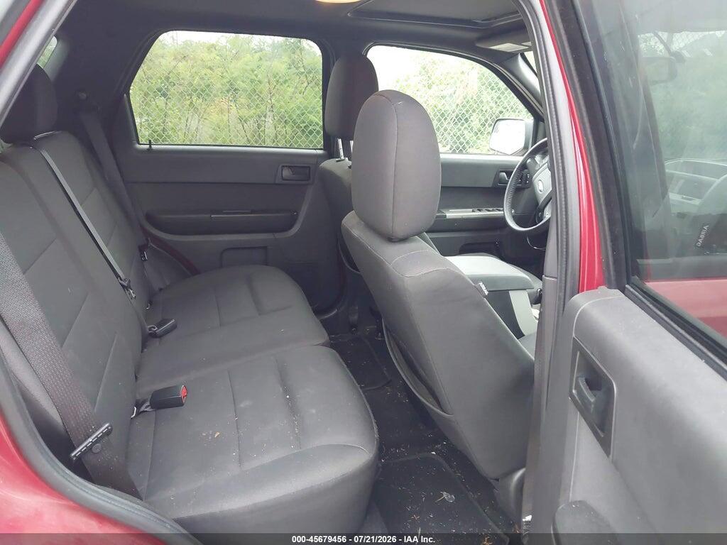 1FMCU0D75BKC16857 2011 FORD ESCAPE photo no. 8