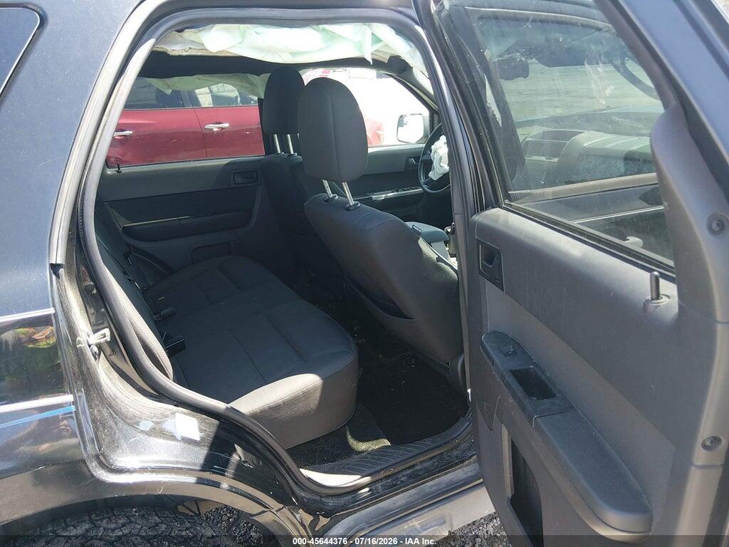 1FMCU0D76BKC34106 2011 FORD ESCAPE photo no. 8
