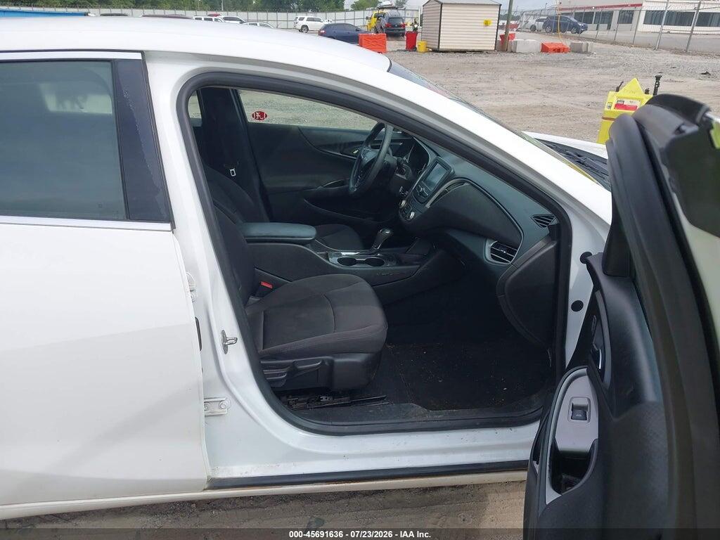 1G1ZB5ST5HF185427 2017 CHEVROLET MALIBU photo no. 5