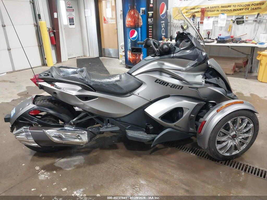 2BXNCBC16EV001199 2014 CAN-AM SPYDER ROADSTER photo no. 12