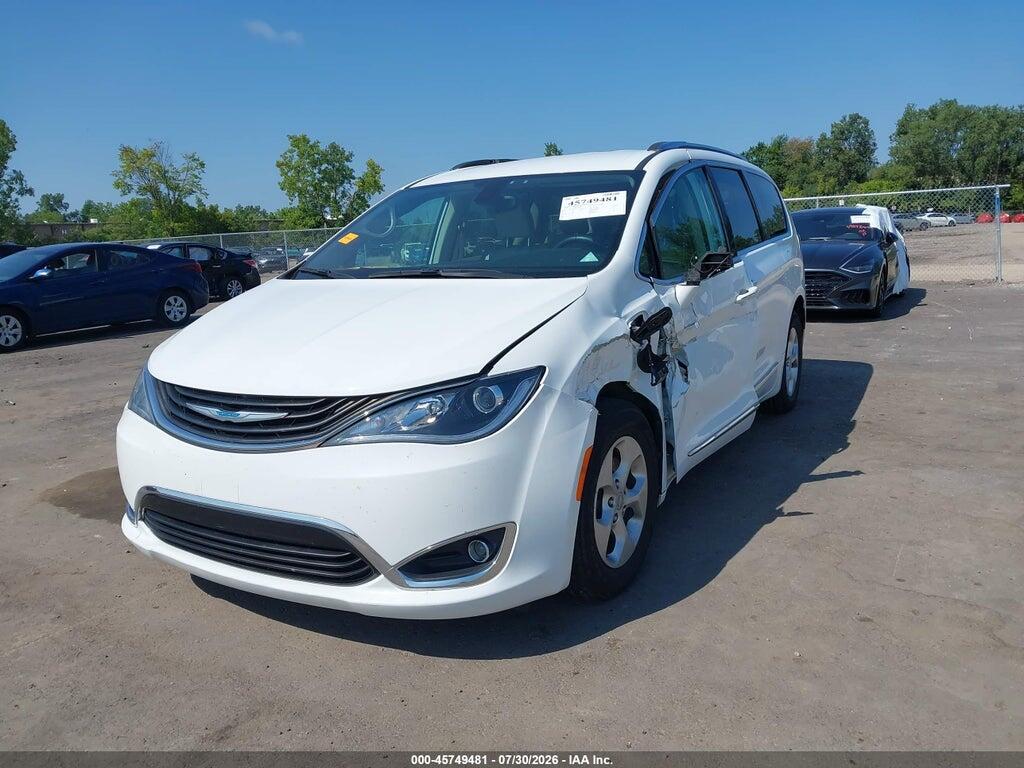 2C4RC1L76JR175700 2018 CHRYSLER PACIFICA HYBRID photo no. 2