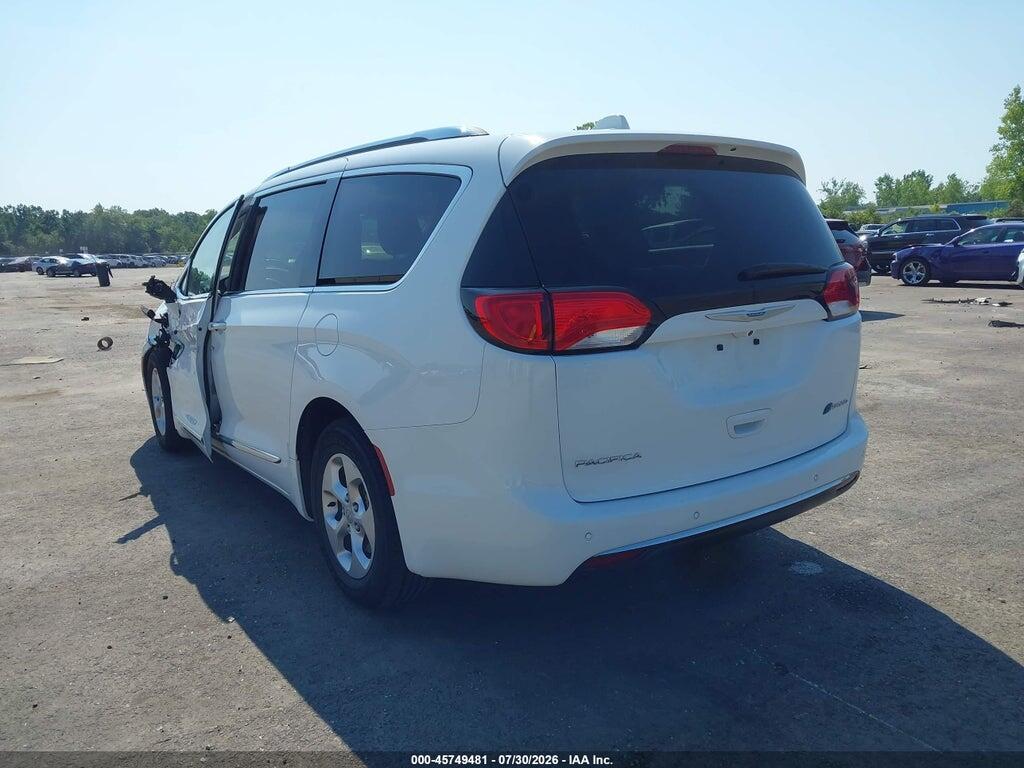 2C4RC1L76JR175700 2018 CHRYSLER PACIFICA HYBRID photo no. 3