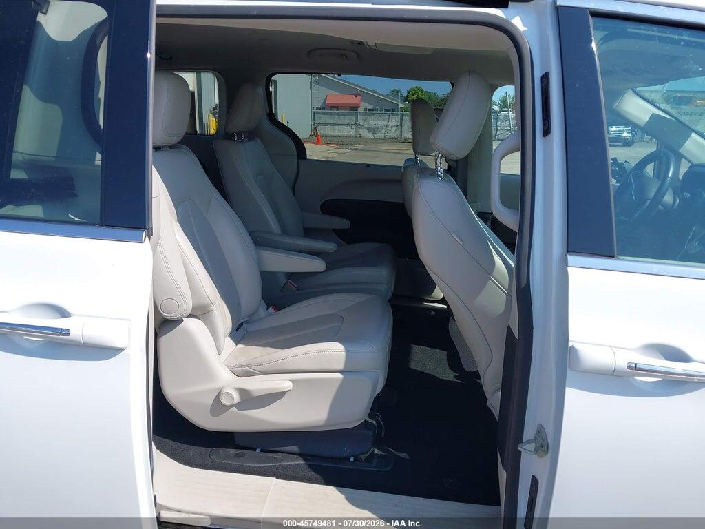 2C4RC1L76JR175700 2018 CHRYSLER PACIFICA HYBRID photo no. 8