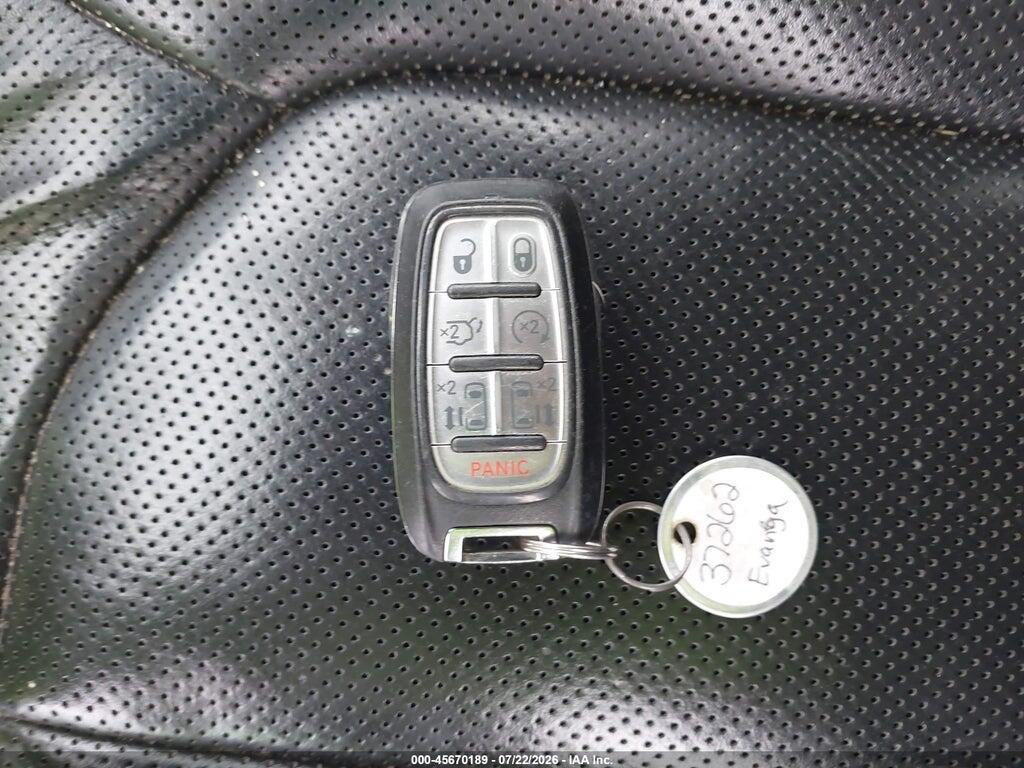 2C4RC1N77JR339663 2018 CHRYSLER PACIFICA HYBRID photo no. 11