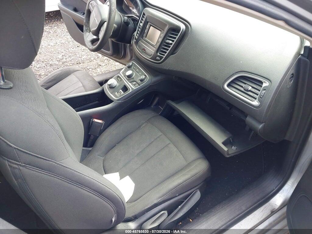1C3CCCABXGN122825 2016 CHRYSLER 200 photo no. 5