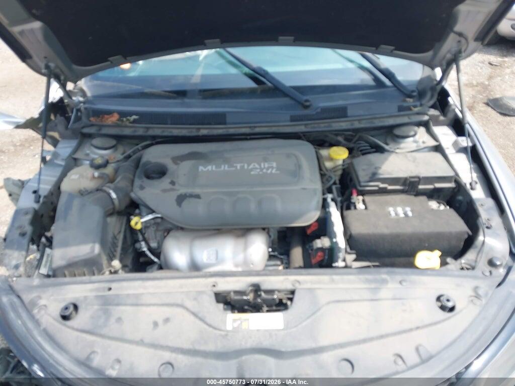1C3CCCBB4GN132975 2016 CHRYSLER 200 photo no. 10