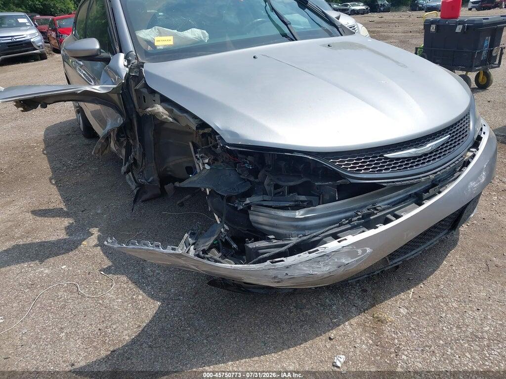 1C3CCCBB4GN132975 2016 CHRYSLER 200 photo no. 6
