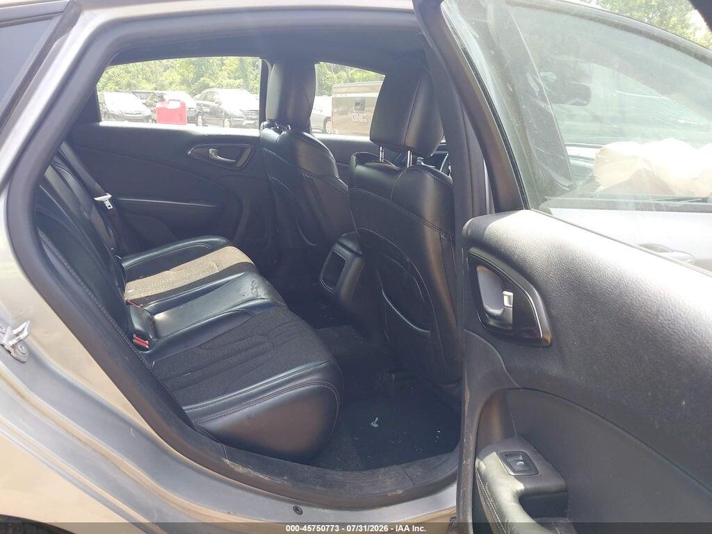 1C3CCCBB4GN132975 2016 CHRYSLER 200 photo no. 8