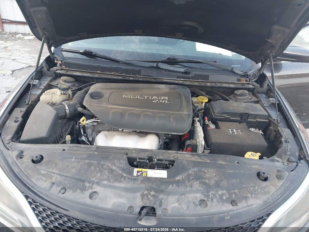 1C3CCCAB0GN112126 2016 CHRYSLER 200 photo no. 10