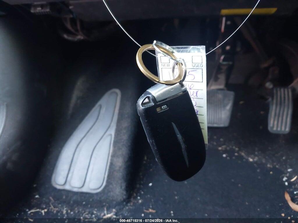 1C3CCCAB0GN112126 2016 CHRYSLER 200 photo no. 11