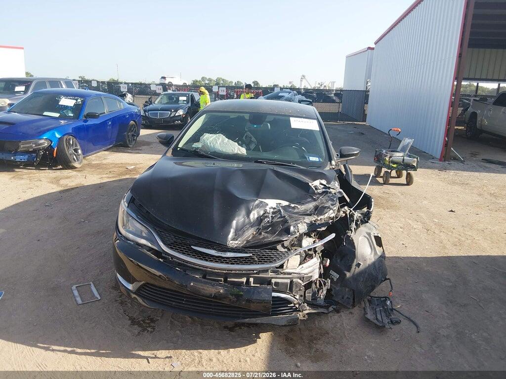 1C3CCCAB5GN116852 2016 CHRYSLER 200 photo no. 11