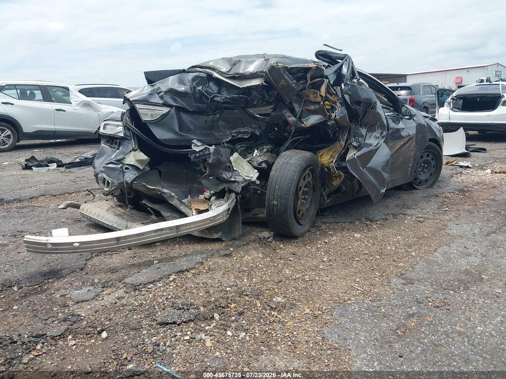 1C3CCCFB8GN162572 2016 CHRYSLER 200 photo no. 4