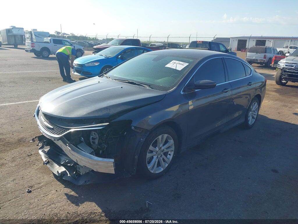 1C3CCCAG0GN106712 2016 CHRYSLER 200 photo no. 2