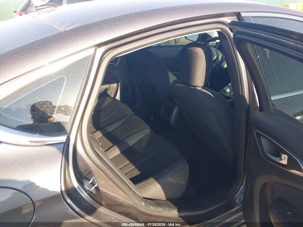1C3CCCAG0GN106712 2016 CHRYSLER 200 photo no. 8