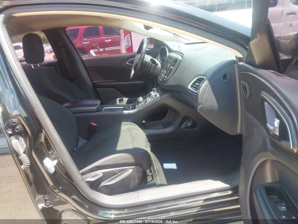 1C3CCCAB1GN159732 2016 CHRYSLER 200 photo no. 4