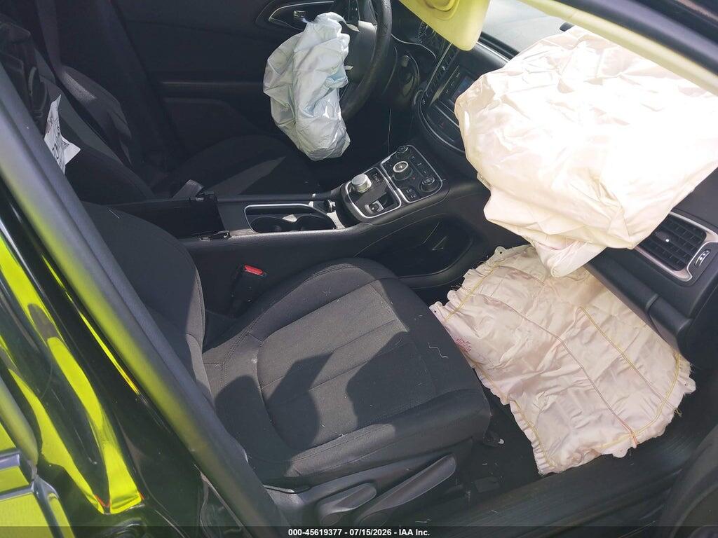 1C3CCCAB5GN133666 2016 CHRYSLER 200 photo no. 5