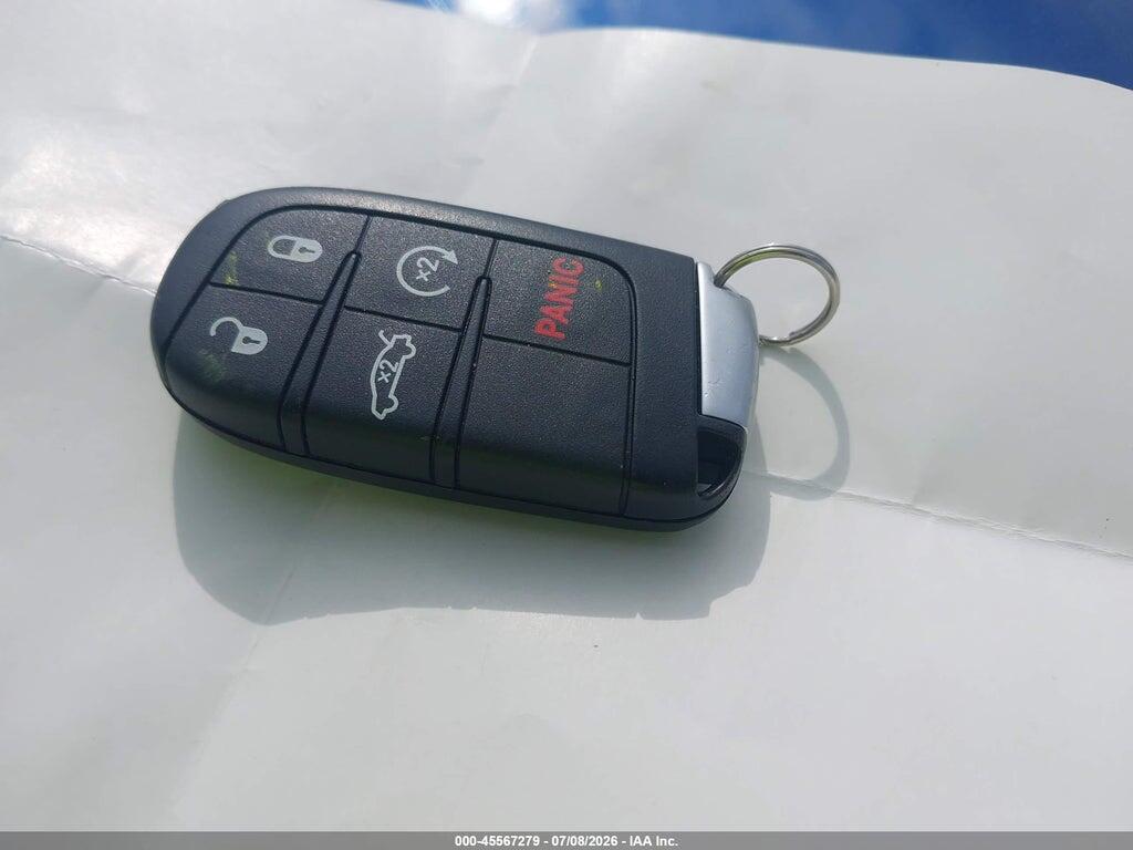 1C3CCCAB4GN162768 2016 CHRYSLER 200 photo no. 11
