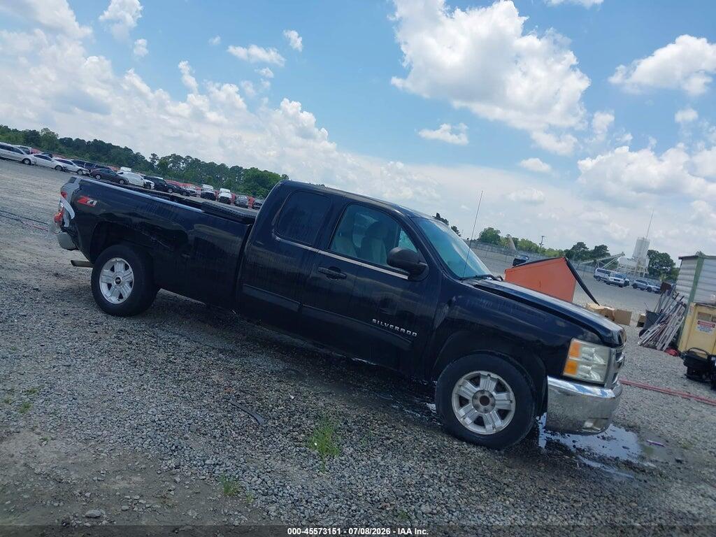 1GCRCSE01DZ290995 2013 CHEVROLET SILVERADO 1500 photo no. 1