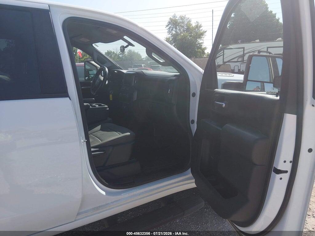 1GC1YLE72PF135332 2023 CHEVROLET SILVERADO 2500HD photo no. 5