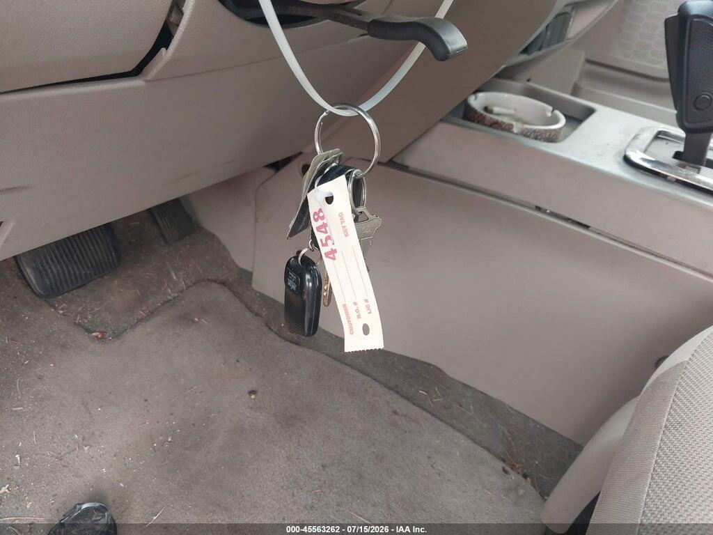 1FMCU93168KA63755 2008 FORD ESCAPE photo no. 11