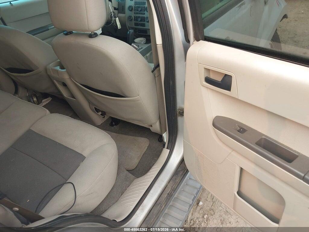 1FMCU93168KA63755 2008 FORD ESCAPE photo no. 8