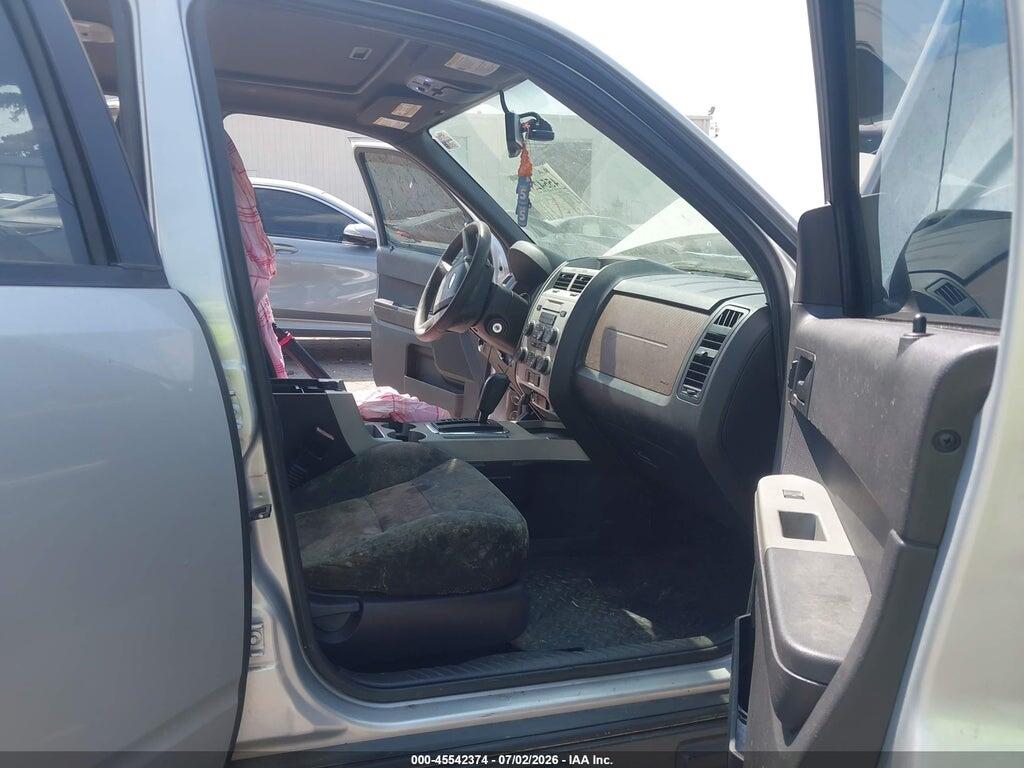 1FMCU03Z88KA85905 2008 FORD ESCAPE photo no. 5