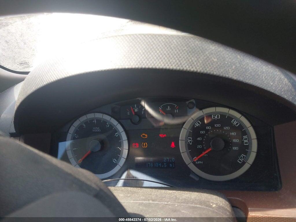 1FMCU03Z88KA85905 2008 FORD ESCAPE photo no. 7