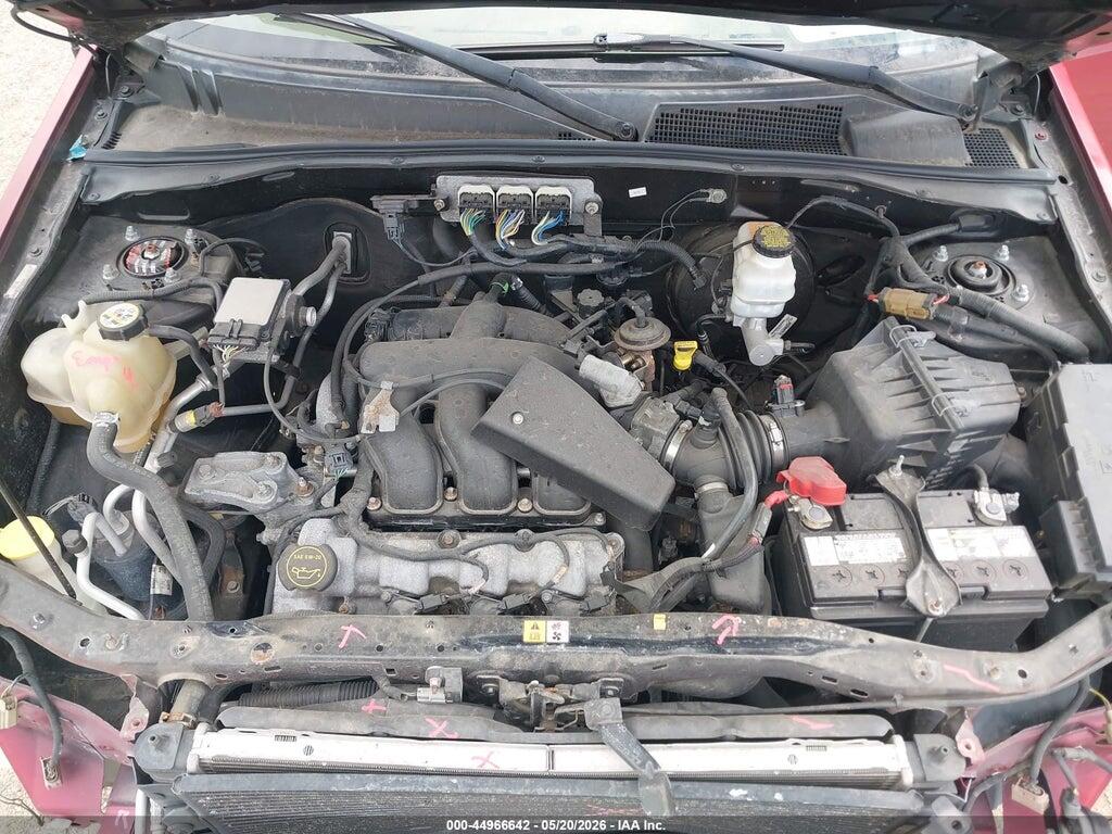 1FMCU94168KA55475 2008 FORD ESCAPE photo no. 10