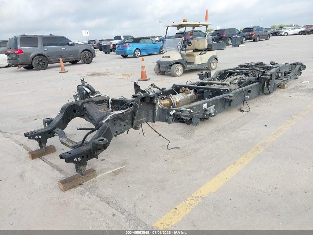1FT8W3BM4TED80616 2026 FORD F-350 photo no. 2