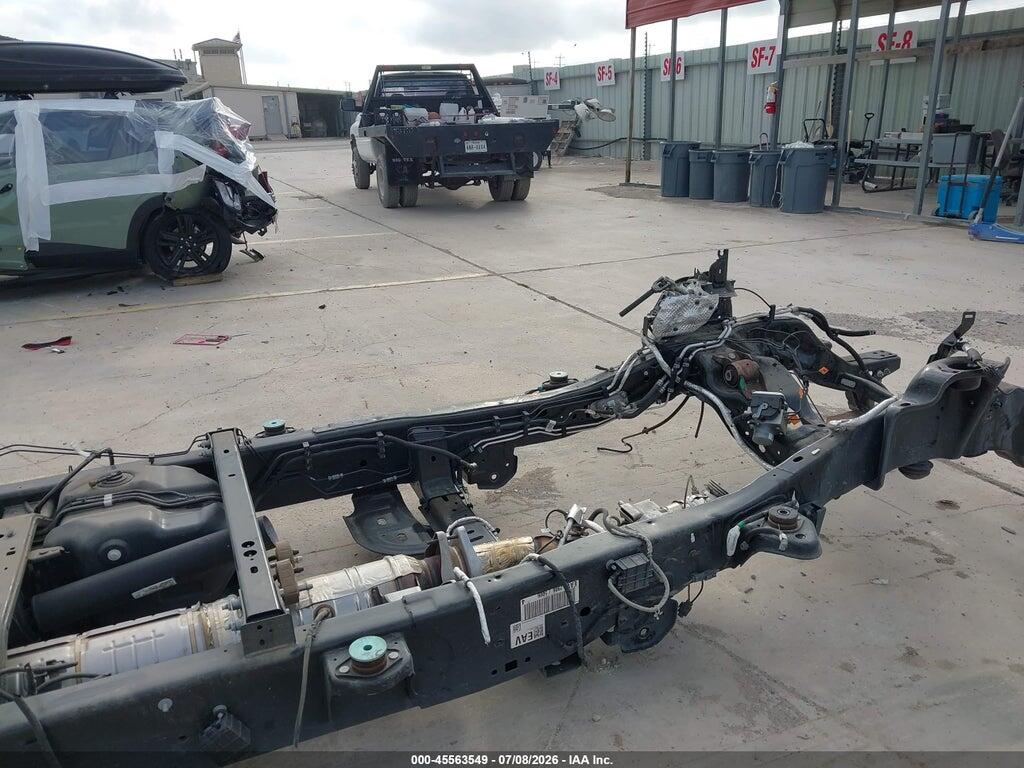 1FT8W3BM4TED80616 2026 FORD F-350 photo no. 6