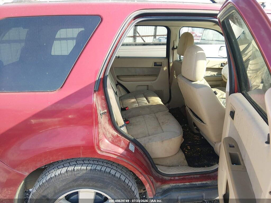 1FMCU0D79BKB83930 2011 FORD ESCAPE photo no. 8