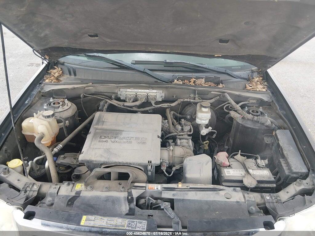 1FMCU0DG0BKA21801 2011 FORD ESCAPE photo no. 10