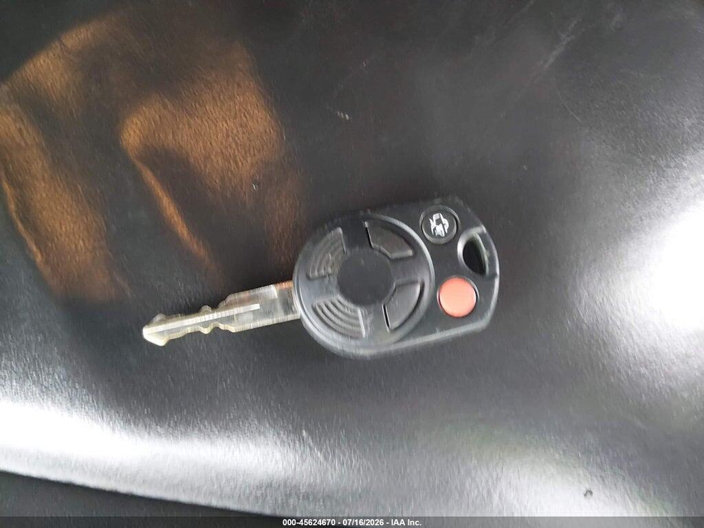 1FMCU0DG0BKA21801 2011 FORD ESCAPE photo no. 11