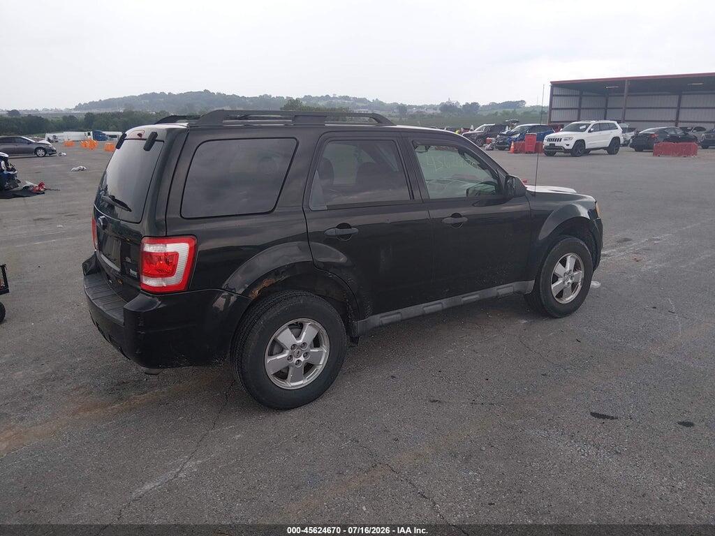 1FMCU0DG0BKA21801 2011 FORD ESCAPE photo no. 4