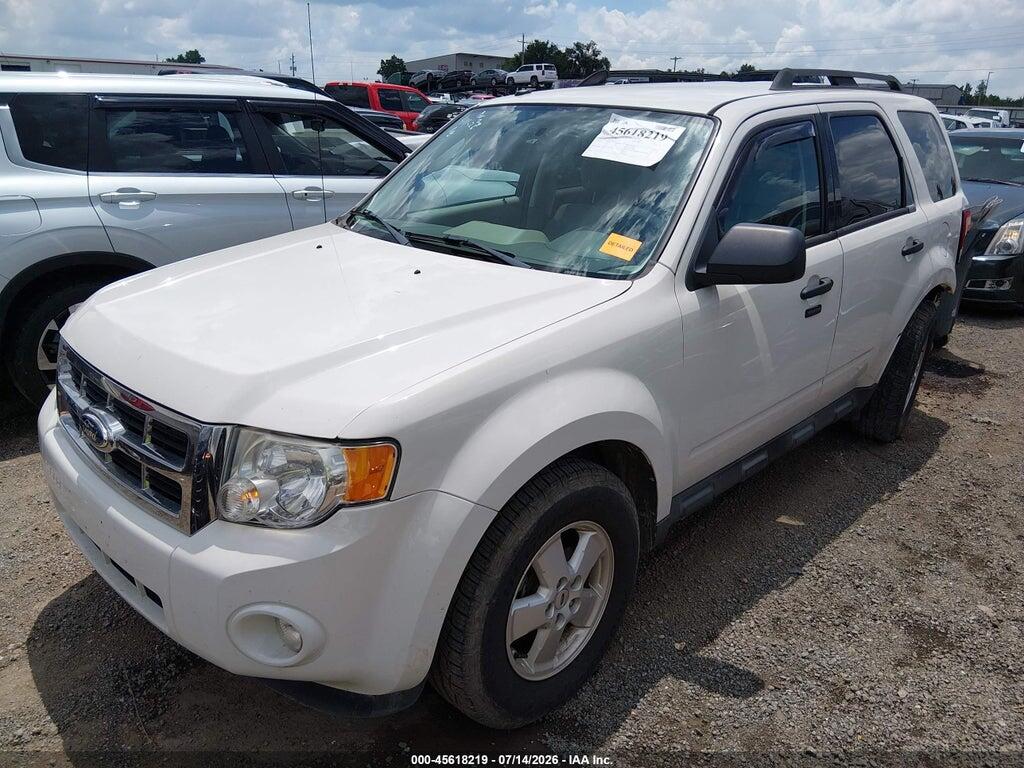 1FMCU0D74BKA92659 2011 FORD ESCAPE photo no. 2