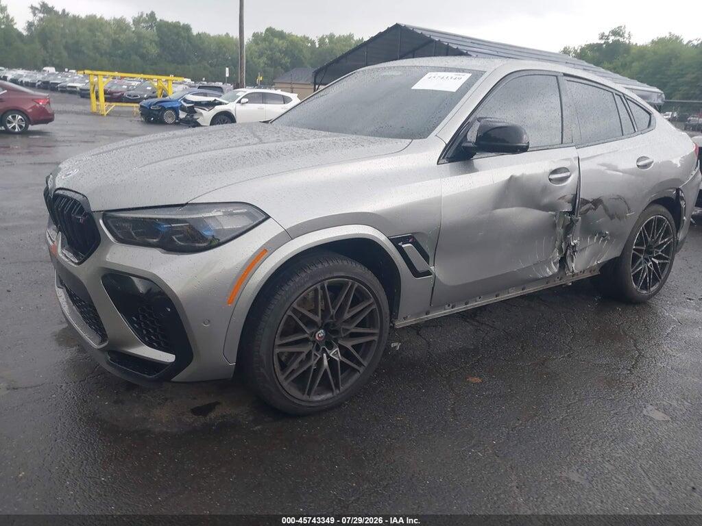 5YMCY0C01N9M65639 2022 BMW X6 M photo no. 2