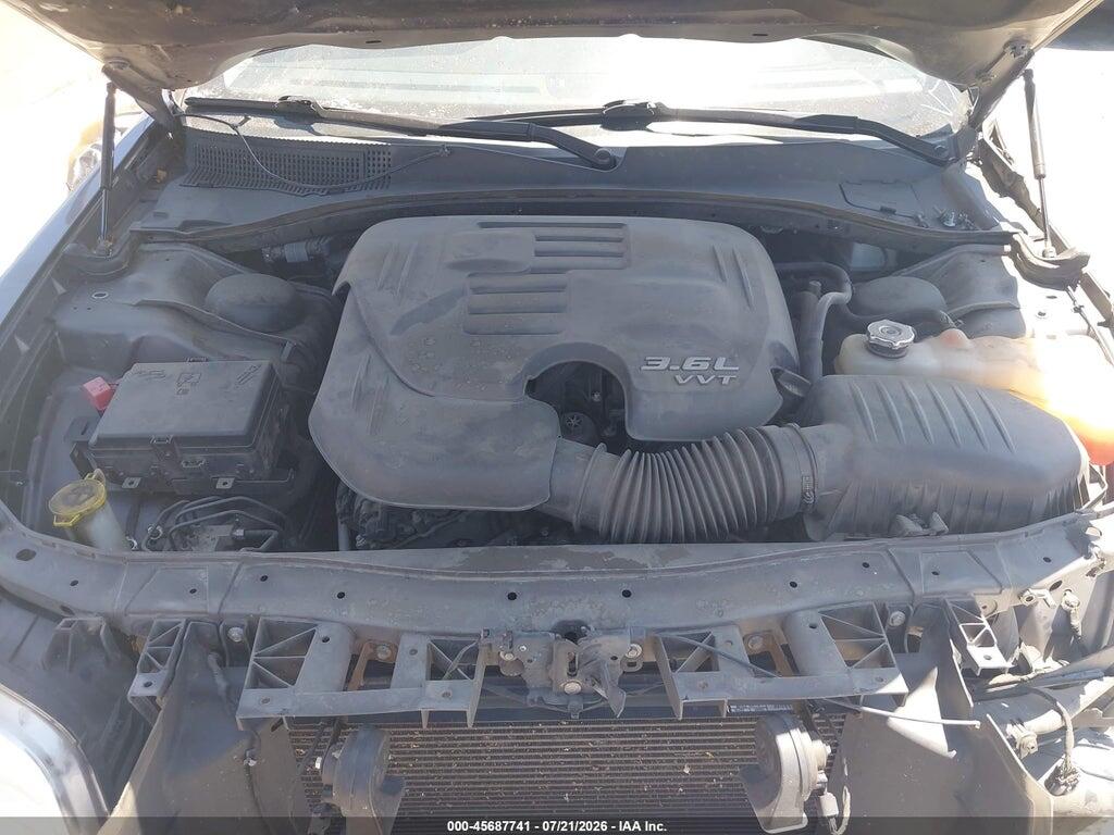 2C3CCAAG1GH351242 2016 CHRYSLER 300 photo no. 10