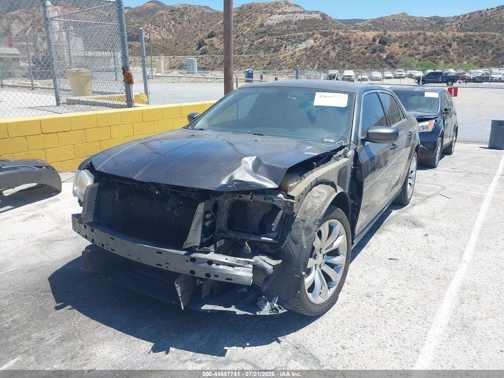 2C3CCAAG1GH351242 2016 CHRYSLER 300 photo no. 2