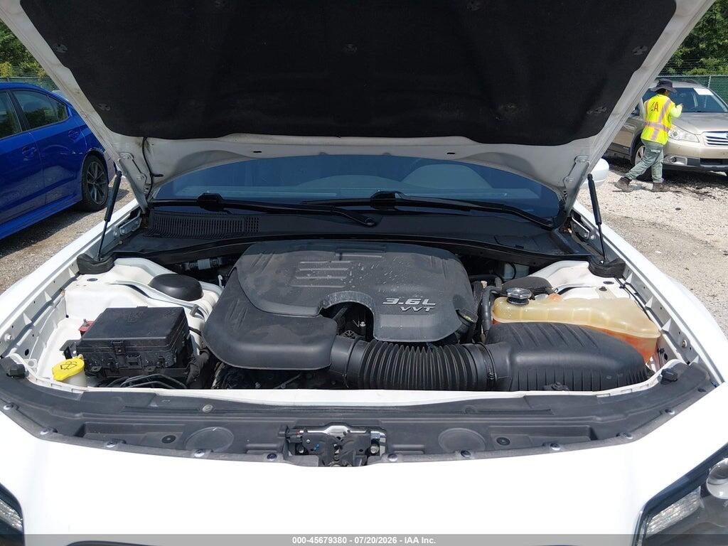 2C3CCABG3GH269429 2016 CHRYSLER 300 photo no. 10