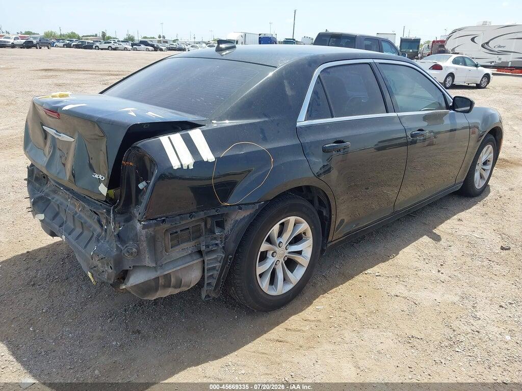 2C3CCAAGXGH273947 2016 CHRYSLER 300 photo no. 4