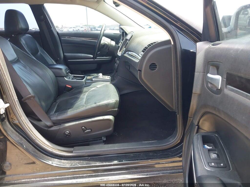2C3CCAAGXGH273947 2016 CHRYSLER 300 photo no. 5