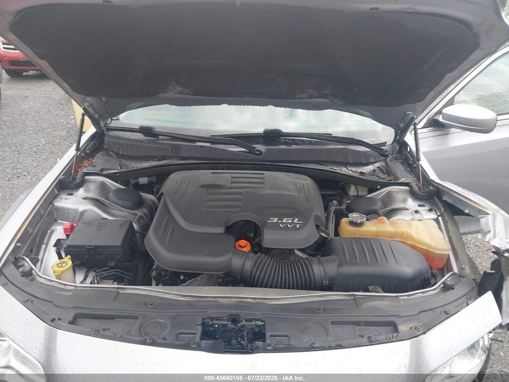 2C3CCARG2GH190940 2016 CHRYSLER 300 photo no. 10