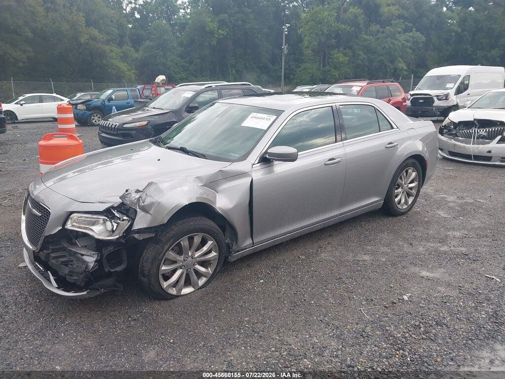 2C3CCARG2GH190940 2016 CHRYSLER 300 photo no. 2