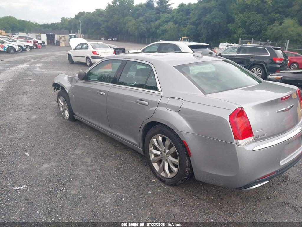 2C3CCARG2GH190940 2016 CHRYSLER 300 photo no. 3