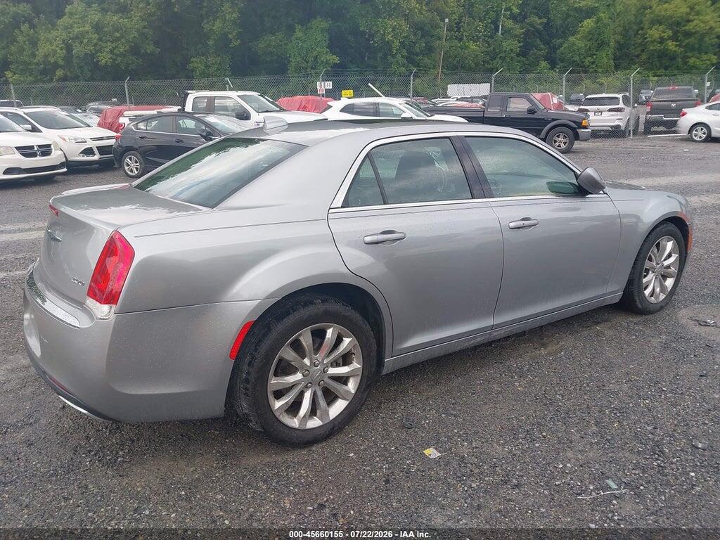 2C3CCARG2GH190940 2016 CHRYSLER 300 photo no. 4