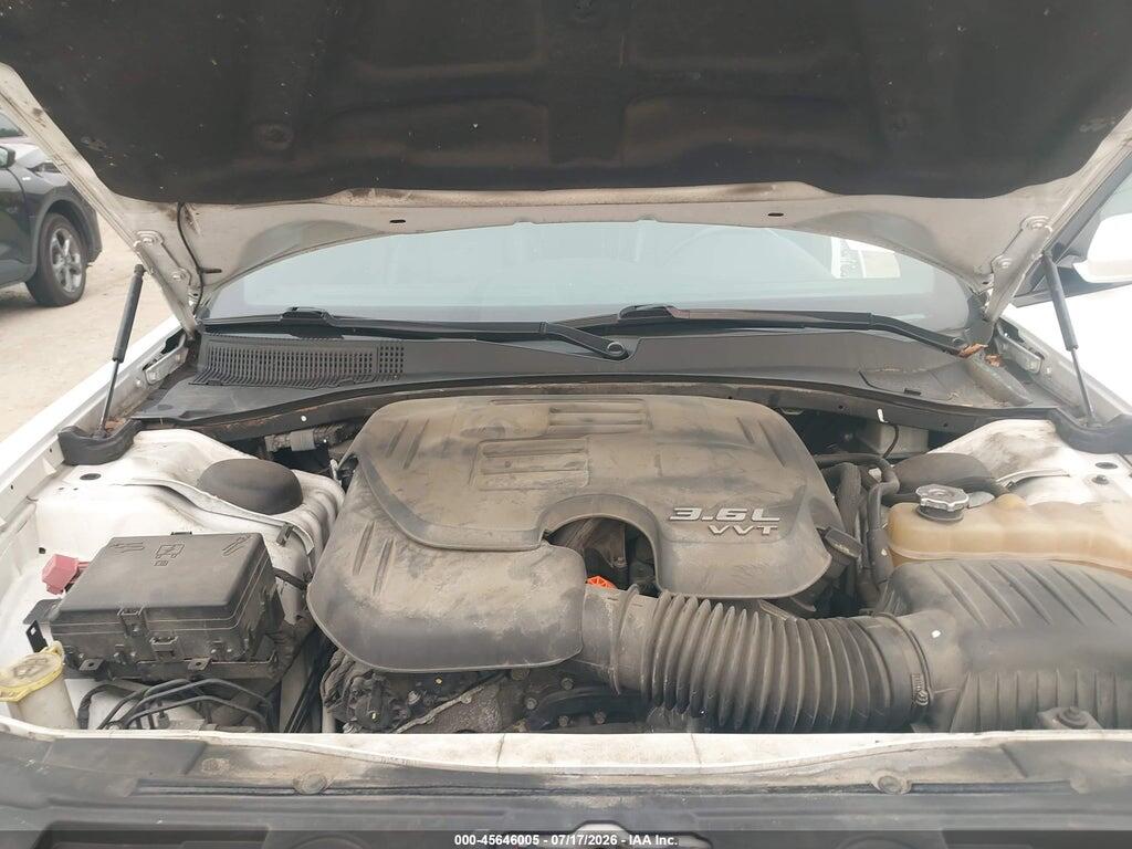 2C3CCAGGXGH244469 2016 CHRYSLER 300 photo no. 10