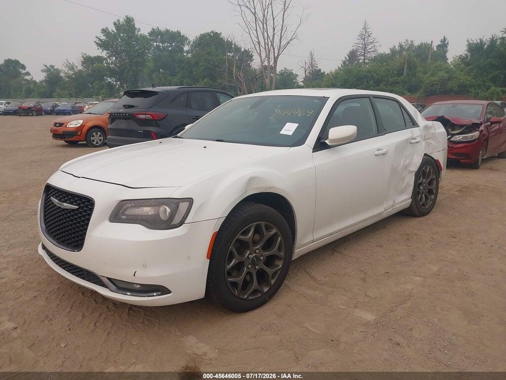 2C3CCAGGXGH244469 2016 CHRYSLER 300 photo no. 2